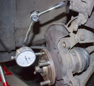 Проточка тормозных дисков в Минске за 1,5-2 часа с профилактикой тормозной системы